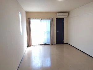 香川県のレオパレスセンター高松のマンスリーマンション・ウィークリーマンション「レオネクストアルファ 107(No.512339)」メイン画像