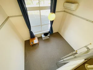 のマンスリーマンション・ウィークリーマンション「レオパレス三樹 205(No.512436)」メイン画像