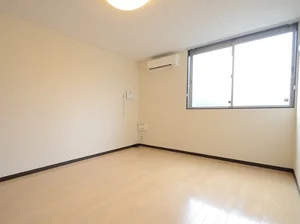 秋田県のレオパレスセンター秋田のマンスリーマンション・ウィークリーマンション「レオネクストＲＹＵＳＥＩ 107(No.515350)」メイン画像