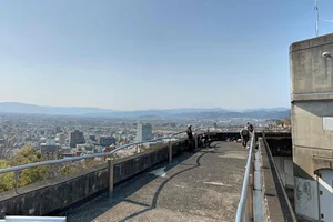 水道山展望台まで車で14分、5.5ｋｍ