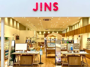 JINS モレラ岐阜店まで徒歩12分