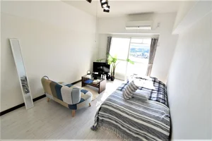 白を基調とした　明るい雰囲気のお部屋です！