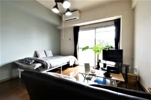 リネン類もあり! テレビを見ながらゆっくりと仕事終わりや休日の余暇を過ごしていただけます