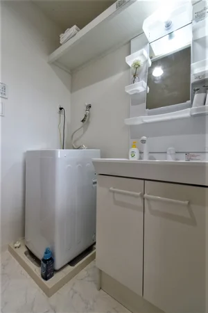 洗面台付で　朝の身支度に便利！