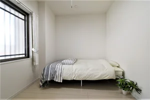 寝室に開口部あり！