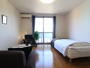 エアコン冷暖房にて温度調整！　一年を通して快適な室温でお過ごしいただけます♪