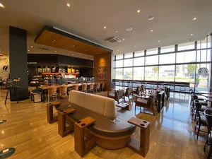 スターバックス コーヒー TSUTAYA 鈴鹿中央通店まで徒歩15分