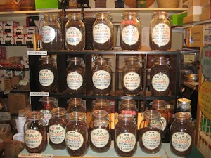 炭焼珈琲オリジナルまで徒歩6分