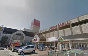 イオンモール鈴鹿まで徒歩17分、1.3km。