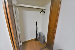 【掃除機完備】三重県伊勢市ウィークリーマンション・三重県伊勢市マンスリーマンションではビジネスホテルと違い、自宅と同じように生活できるのが強みの1つです。