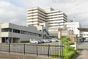 岐阜市民病院まで車で4分、1.6ｋｍ