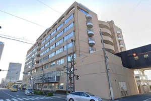 朝日大学病院まで徒歩13分、1.0ｋｍ。