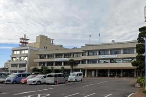 美濃加茂市役所まで徒歩9分、700ｍ。