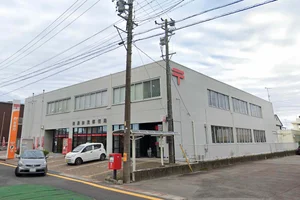 美濃加茂郵便局まで徒歩8分、600ｍ。