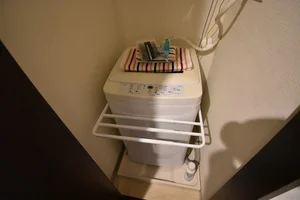 洗濯機は室内に設置しております♪洗濯用洗剤もご用意しておりますのでご入居してすぐにご利用が可能です(^^♪タオル1式分もご用意しております☆彡