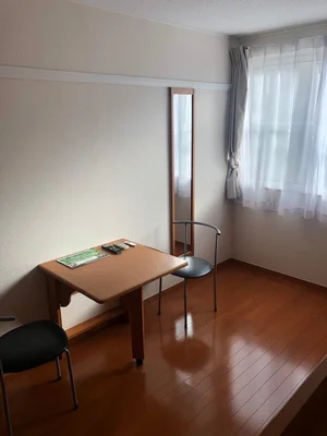 のマンスリーマンション・ウィークリーマンション「レオパレスウエスト　ファイブ 107(No.552557)」メイン画像