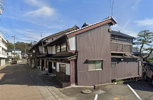 そば処 どうぐやまで徒歩5分、350m。