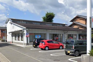 十六銀行黒野支店まで徒歩22分、1.8kｍ。