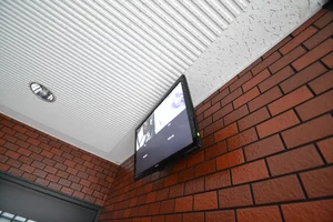 監視カメラもあるので、女性の一人暮らしも安心ですね♪