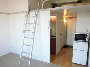 のマンスリーマンション・ウィークリーマンション「レオパレスラ・ポール 107(No.561683)」メイン画像