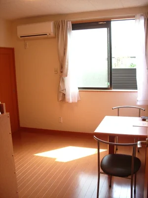 のマンスリーマンション・ウィークリーマンション「レオパレス土原 103(No.568984)」メイン画像