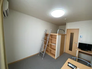 のマンスリーマンション・ウィークリーマンション「レオパレスハイ　ウッド　中平 301(No.569025)」メイン画像