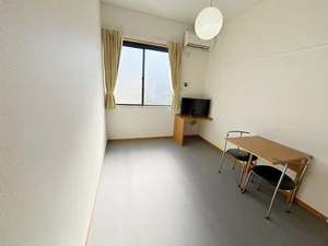 東村山市のマンスリーマンション・ウィークリーマンション「レオパレスピーヌス 207(No.571108)」メイン画像