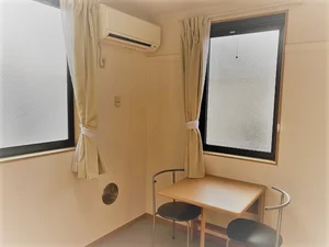 のマンスリーマンション・ウィークリーマンション「レオパレスコーラル子安 201(No.573906)」メイン画像