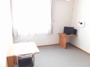 前橋市天川大島町（群馬県）のマンスリーマンション・ウィークリーマンション「レオパレスアムール 205(No.575652)」メイン画像
