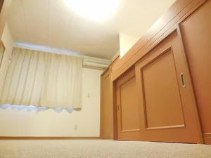 埼玉工業大学周辺のマンスリーマンション・ウィークリーマンション「レオパレスプルミエ 210(No.581679)」メイン画像