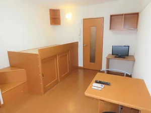 のマンスリーマンション・ウィークリーマンション「レオパレスリバーサイド上砂 108(No.584159)」メイン画像