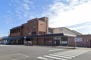 JR近江八幡駅まで徒歩12分、1.0kｍ。