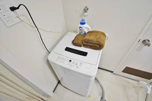 室内洗濯機には、ご入居当日からご利用いただけますよう、洗濯用洗剤もご用意させていただいております☆彡