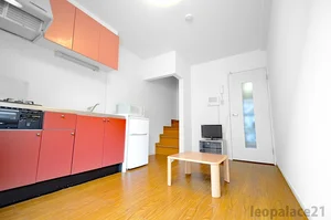 のマンスリーマンション・ウィークリーマンション「レオパレスカトレア 105(No.597545)」メイン画像