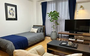 三重県のマンスリーマンション・ウィークリーマンション「KマンスリーJR津駅（イオン津ショッピングセンター西） 201・1K-【角部屋】(No.604492)」メイン画像