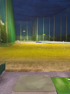 鈴鹿中央ゴルフクラブまで車で6分