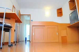 絹延橋駅（兵庫県）のマンスリーマンション・ウィークリーマンション「レオパレスシェーネ 103(No.608021)」メイン画像