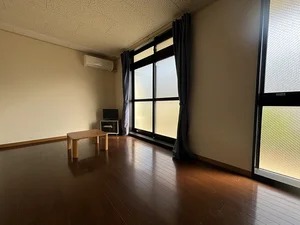 長府駅（山口県）のマンスリーマンション・ウィークリーマンション「レオパレスしおかぜⅠ 101(No.610689)」メイン画像