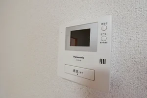 テレビモニターホン付でセキュリテイ対策！