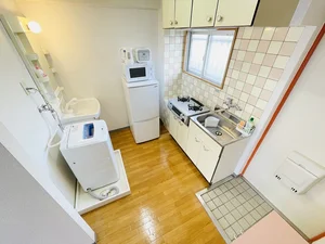 嬉しい独立洗面台付★☆忙しい朝でも余裕をもって身だしなみが整えることができます♪