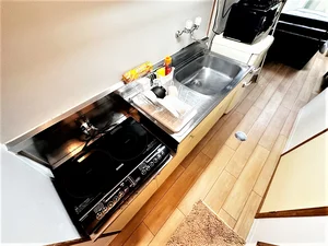 お箸、お鍋、包丁、お皿、ボウル、お玉、食器用洗剤、簡単な調理器具は各種取り揃えています♪岐阜市ウィークリーマンション・岐阜市マンスリーマンション♪