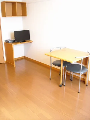 のマンスリーマンション・ウィークリーマンション「レオパレスＹＯＳＨＩＮＯ 104(No.630279)」メイン画像