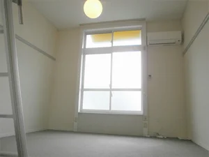 山口県のレオパレスセンター新山口のマンスリーマンション・ウィークリーマンション「レオパレスＹＵＤＡ 205(No.630461)」メイン画像