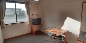 福岡県のマンスリーマンション・ウィークリーマンション「レオパレスユニ 204(No.631011)」メイン画像