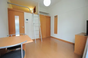 高知県のマンスリーマンション・ウィークリーマンション「レオパレスソレーユ 203(No.631016)」メイン画像