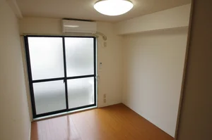 のマンスリーマンション・ウィークリーマンション「レオパレスレーゼン 110(No.633291)」メイン画像