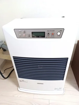 冬も暖かい灯油ストーブ