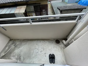 洗濯竿・スリッパ備え付☆入居中洗濯もできるので、コインランドリーに行かなくても大丈夫☆☆