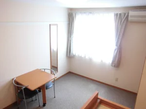 のマンスリーマンション・ウィークリーマンション「レオパレスアイミ２ 202(No.643893)」メイン画像