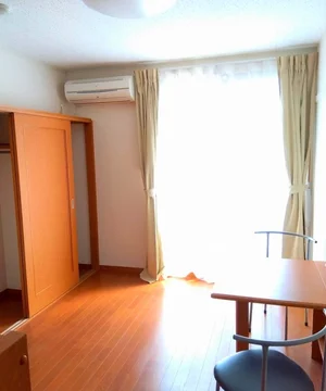 のマンスリーマンション・ウィークリーマンション「レオパレスムカイハラ 102(No.651081)」メイン画像